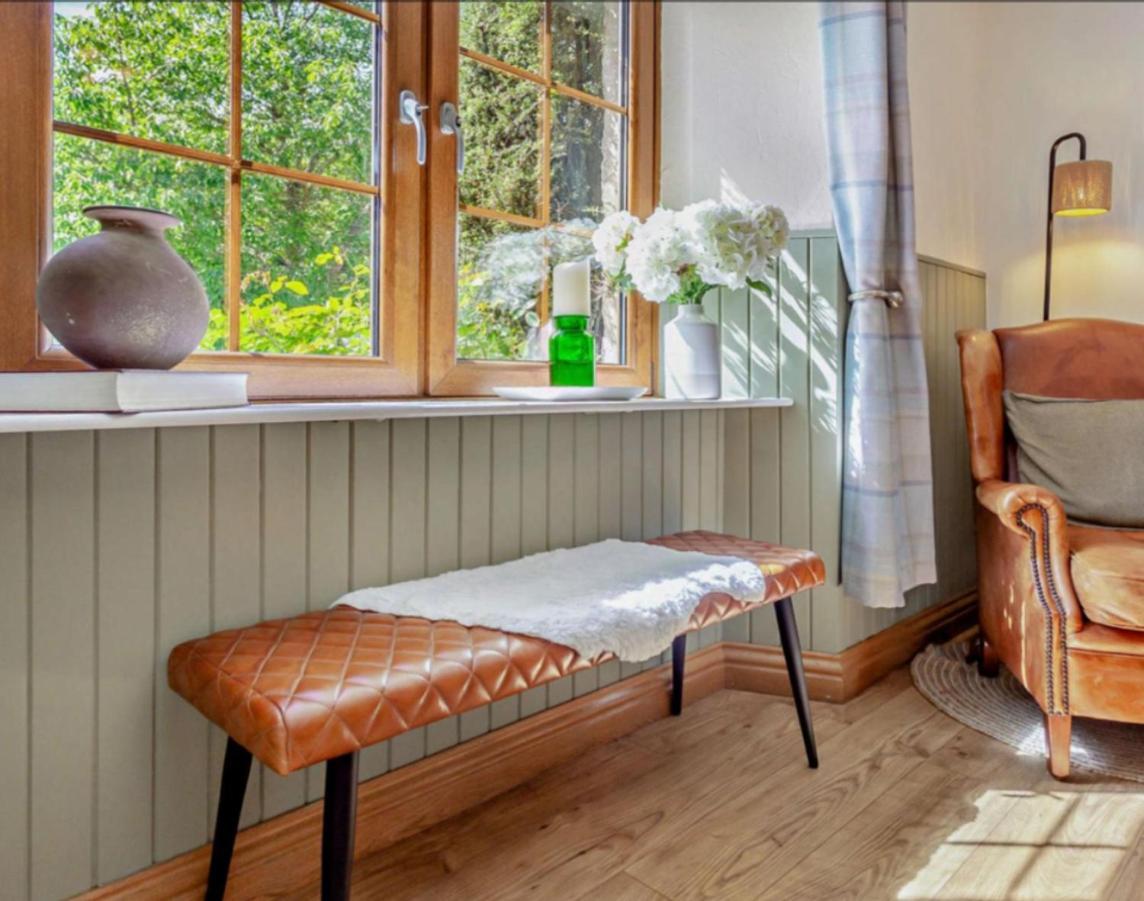Rosemount Cottage Two - Highland Cottage Garve Kültér fotó
